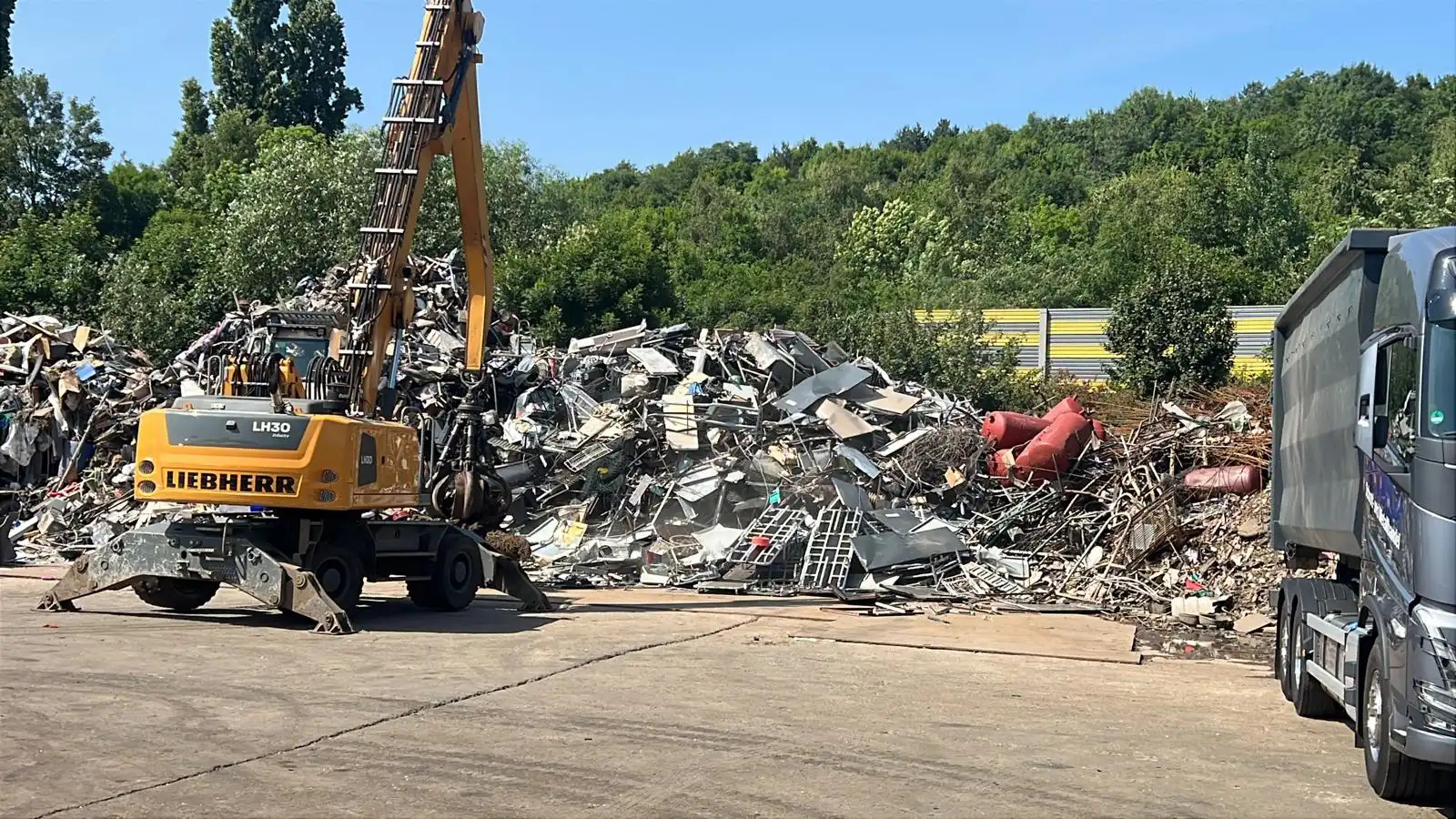 Kostenlose Schrottabholung in Oberhausen für Altmetall und Schrott